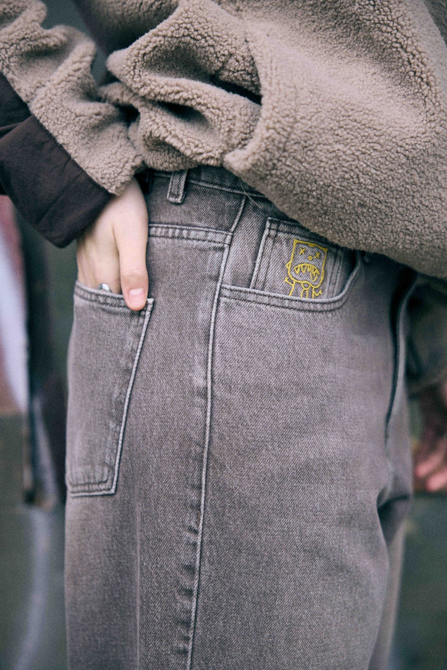 KEEP IT CLEAN - LOOSE PANT - WASHED SMOKE