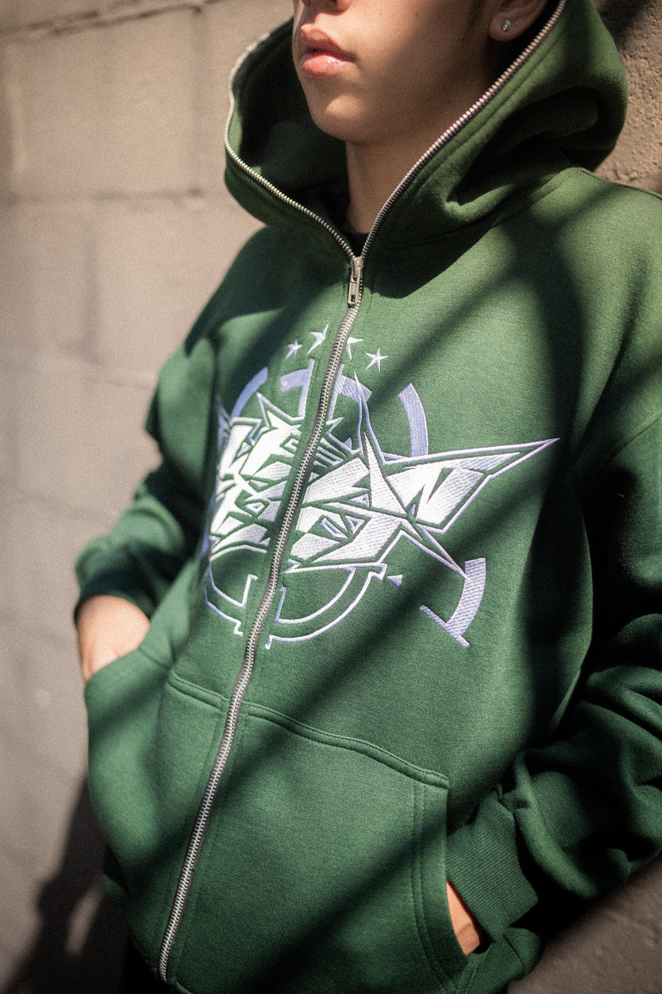 KEEP IT CLEAN - INFINITY  FULL ZIPPER HOOD - GREEN/WHITE