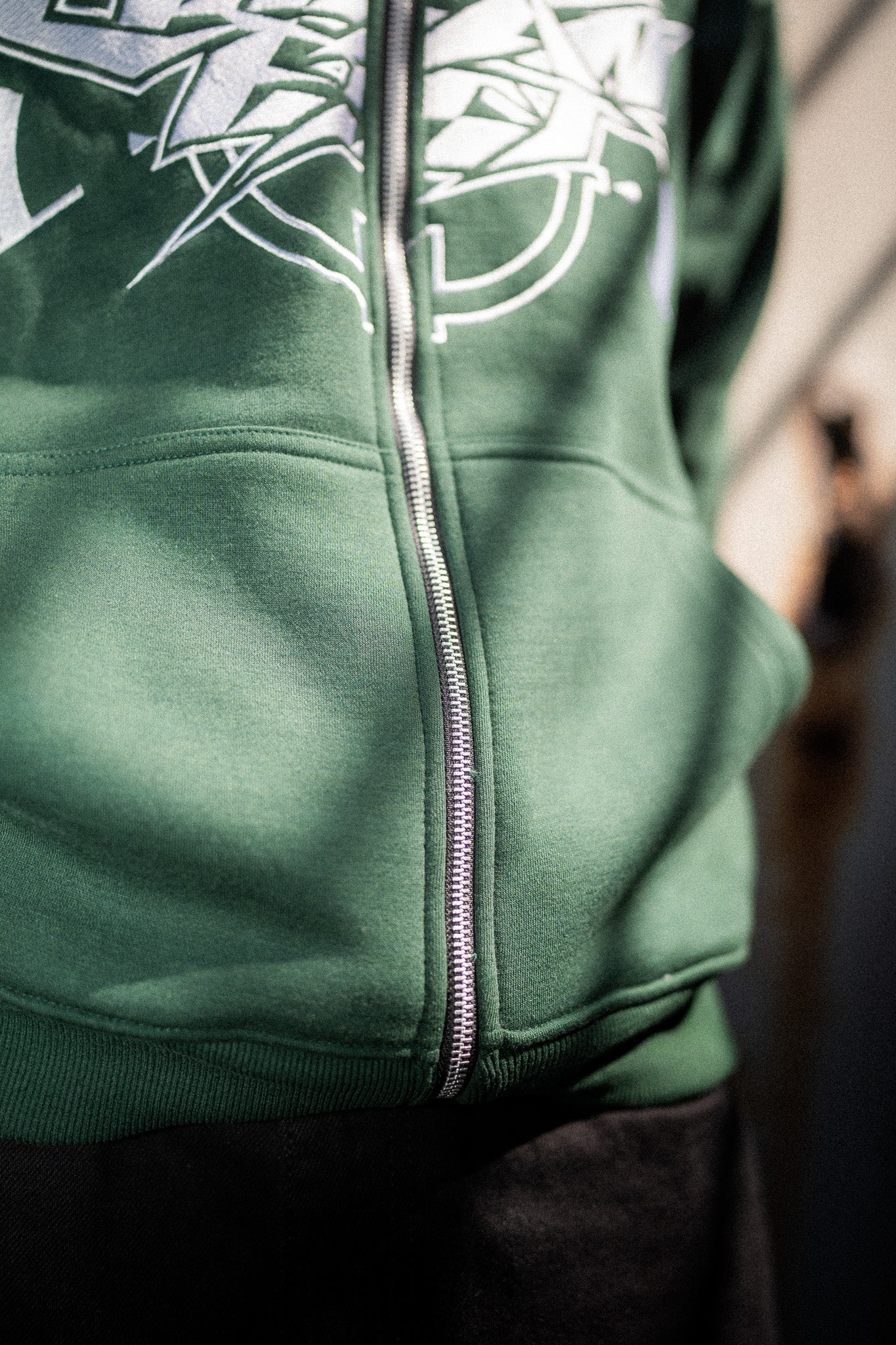 KEEP IT CLEAN - INFINITY  FULL ZIPPER HOOD - GREEN/WHITE