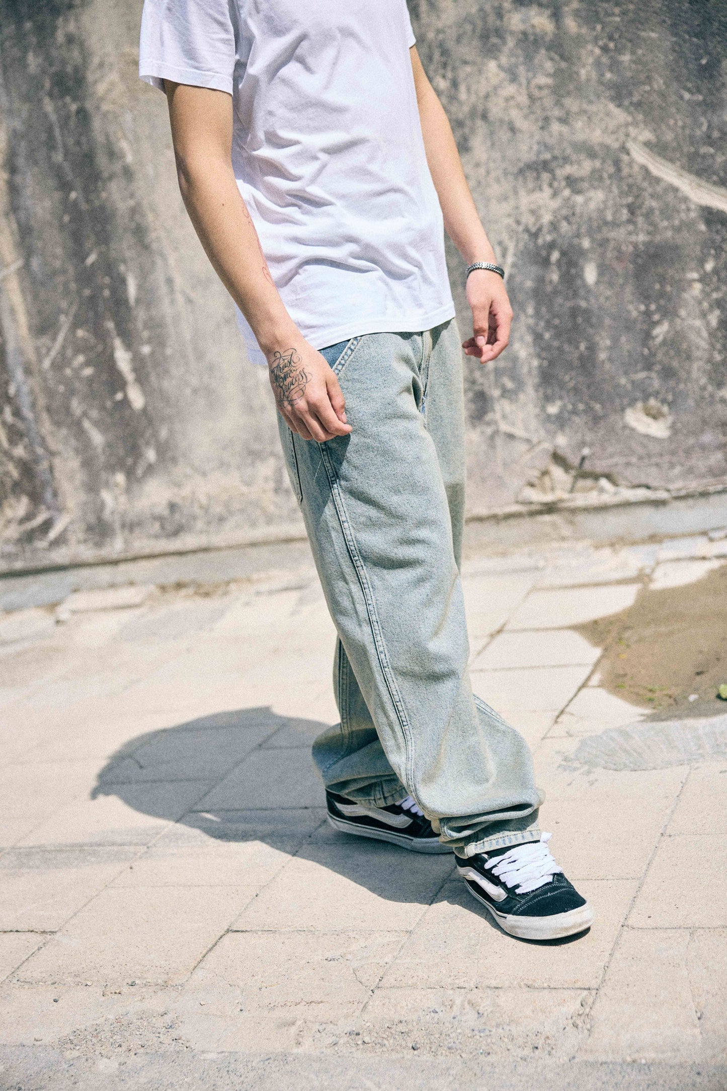 KEEP IT CLEAN - RELAXED PANTS ULTRA FADED BLUE