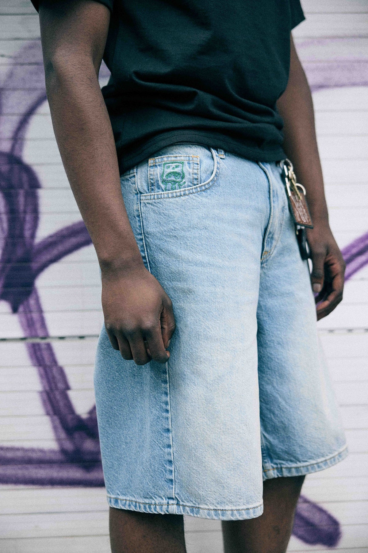 KEEP IT CLEAN - LOOSE SHORT - BLUE GRAFFITI TAG