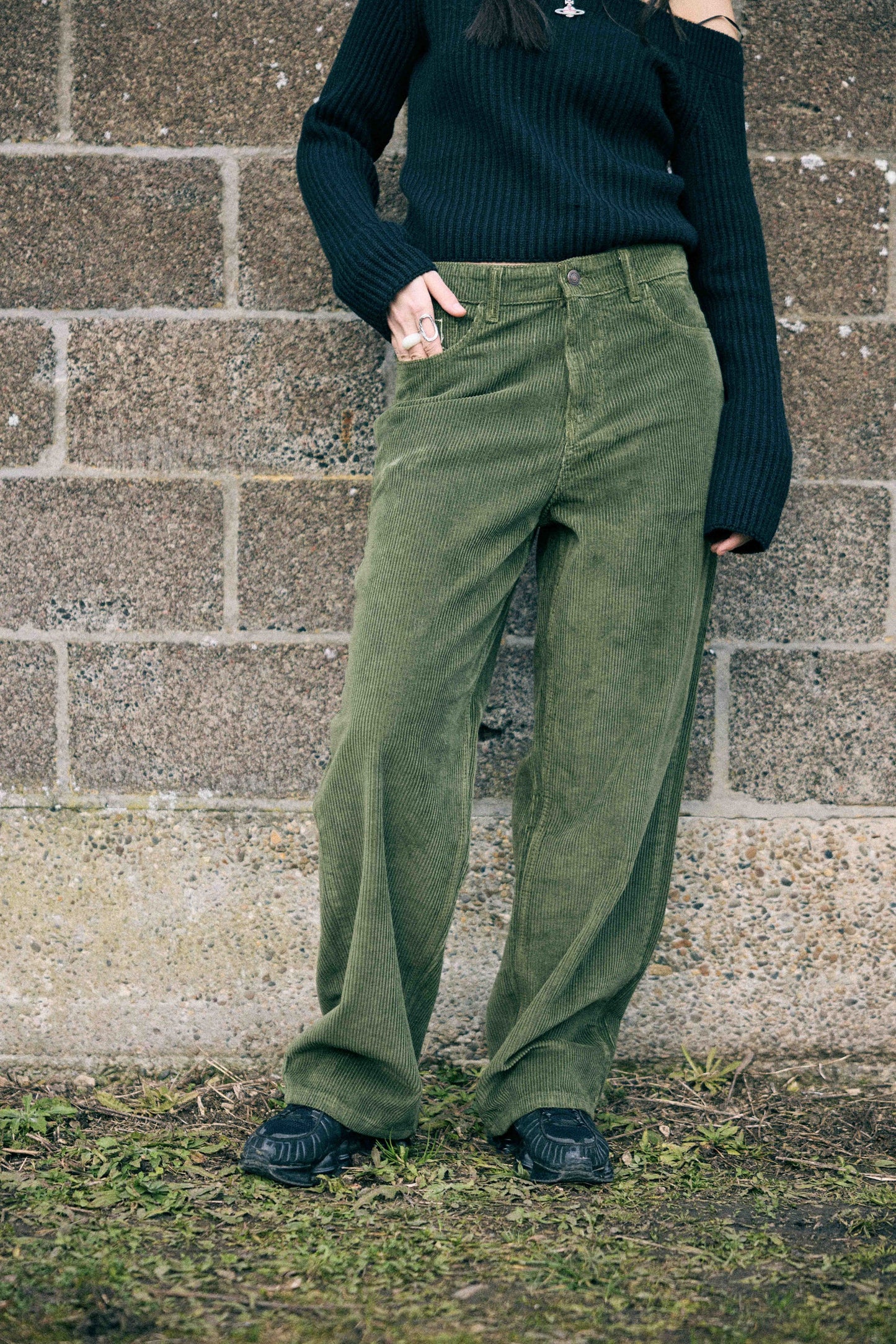 KEEP IT CLEAN - LOOSE CORDS MOSS GREEN