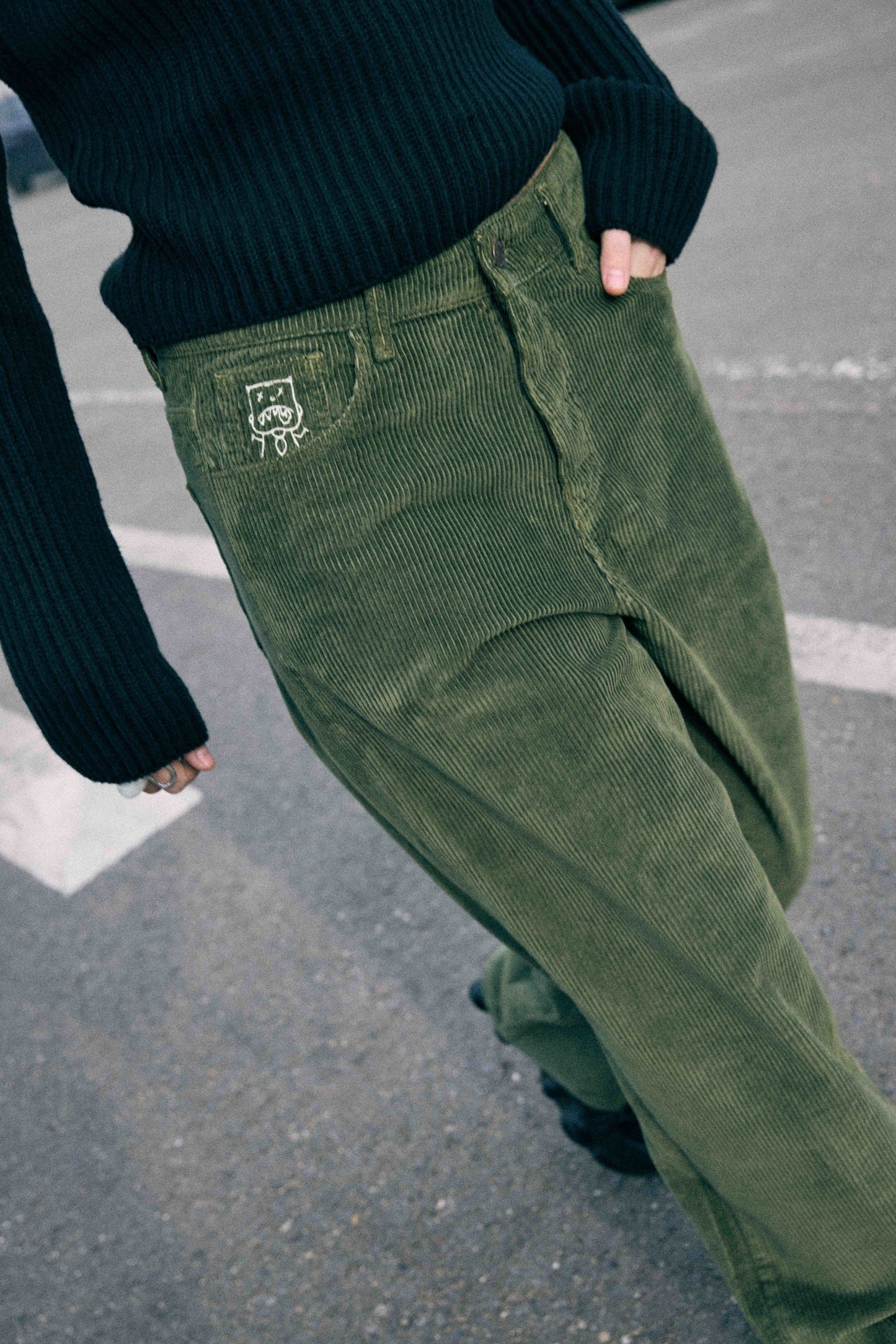 KEEP IT CLEAN - LOOSE CORDS MOSS GREEN