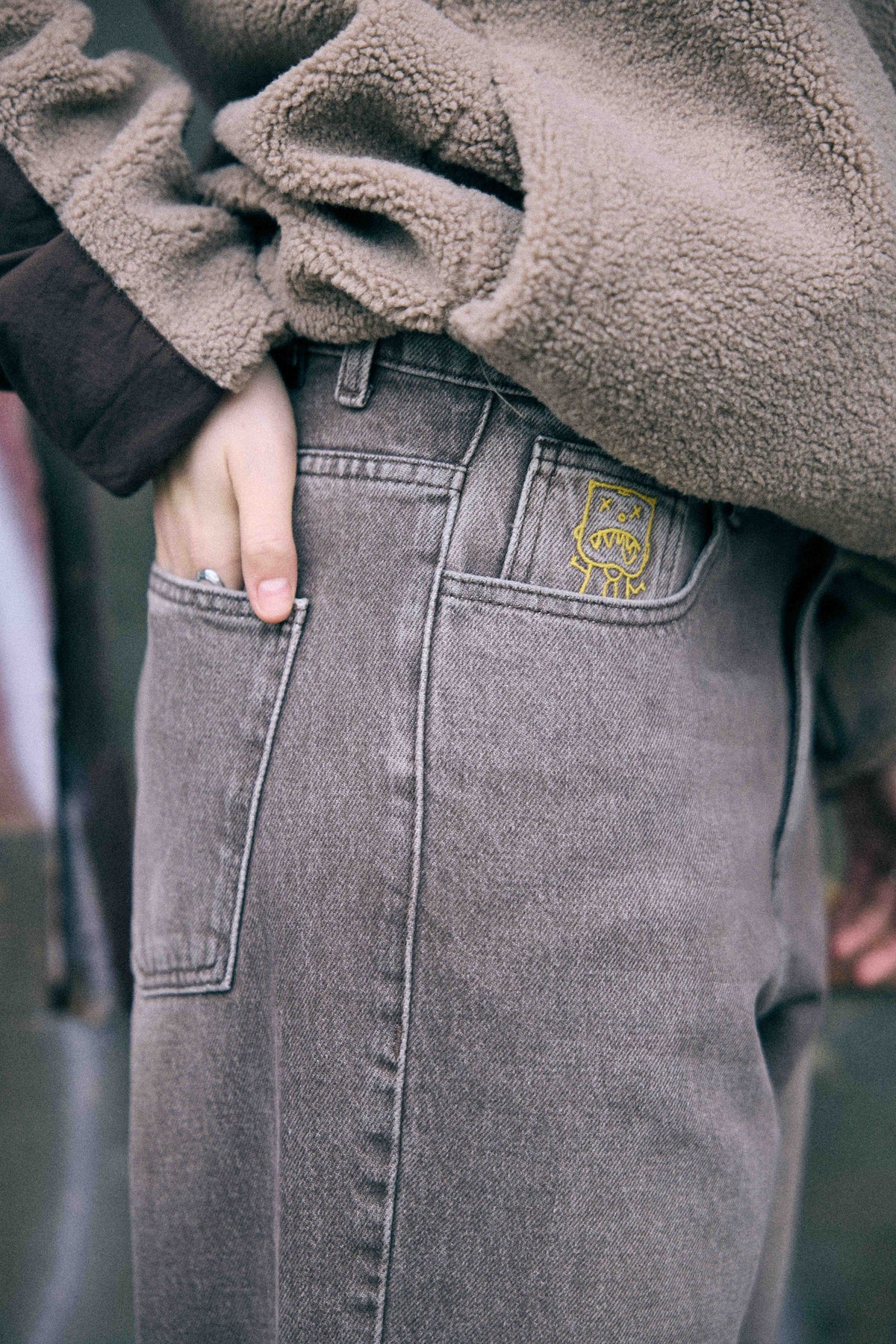 KEEP IT CLEAN - LOOSE PANT - WASHED SMOKE